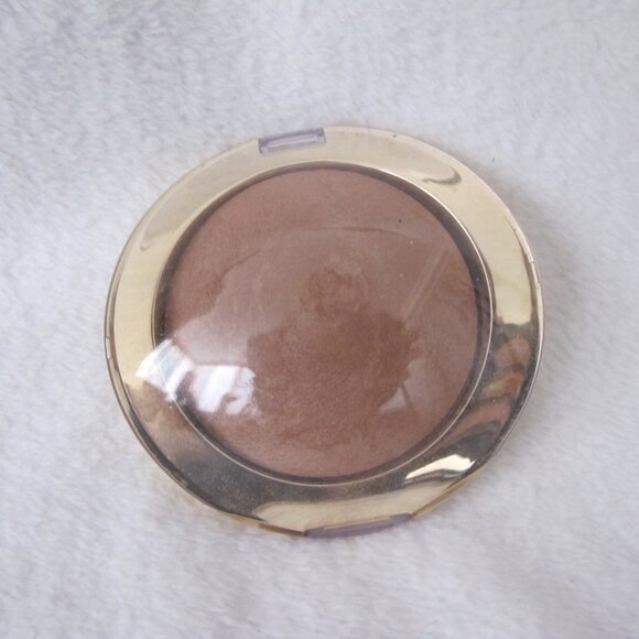 Must Bundle - Tarte Shape Tape Glow Bronzer - Picture 2 of 6